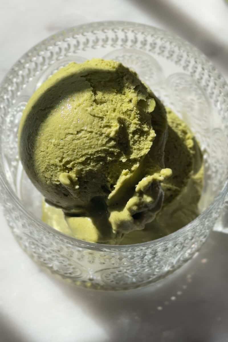matcha ice cream in a cup