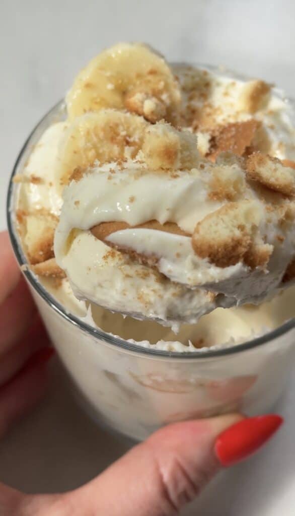 Enjoy the easy protein banana pudding with a spoon.