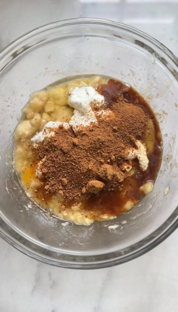 Add the whipped cottage cheese and coconut sugar into the mashed bananas.