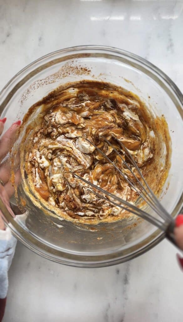 Mix the wet ingredients in a bowl with a whisk.