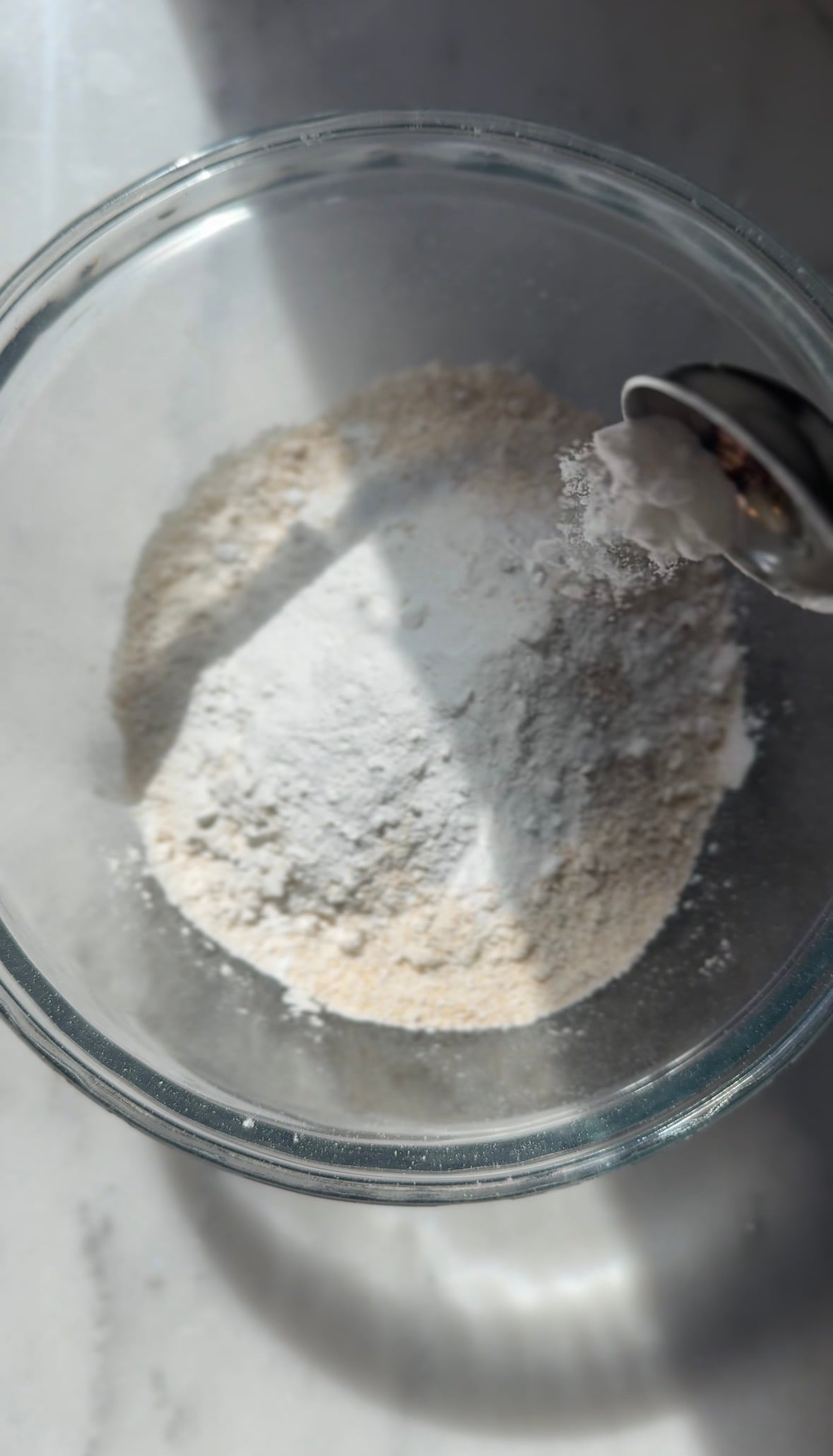 Add the dry ingredients of the pumpkin cottage cheese cinnamon rolls in a bowl.